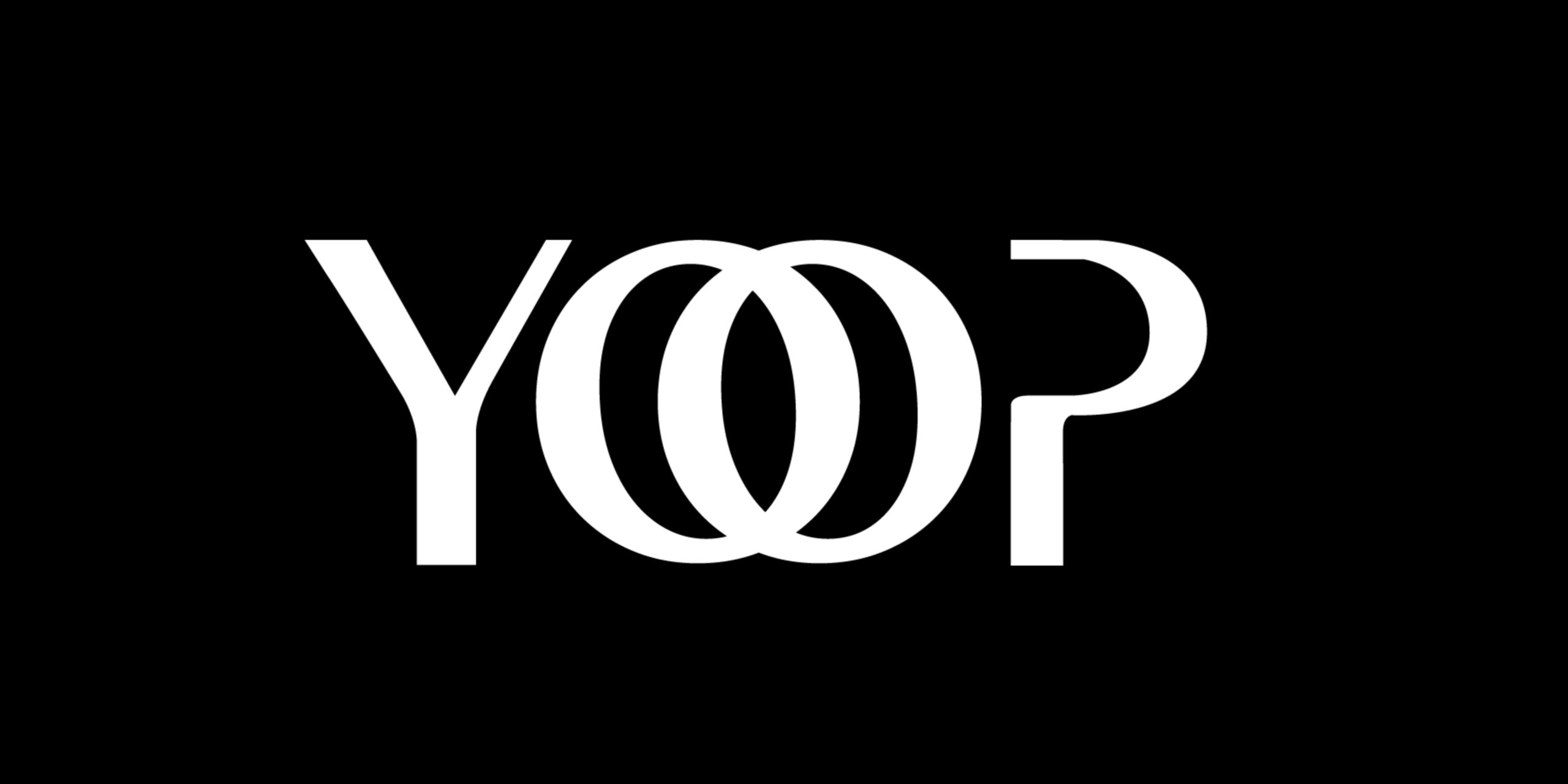 Logo-ul YOOP pe fundal negru